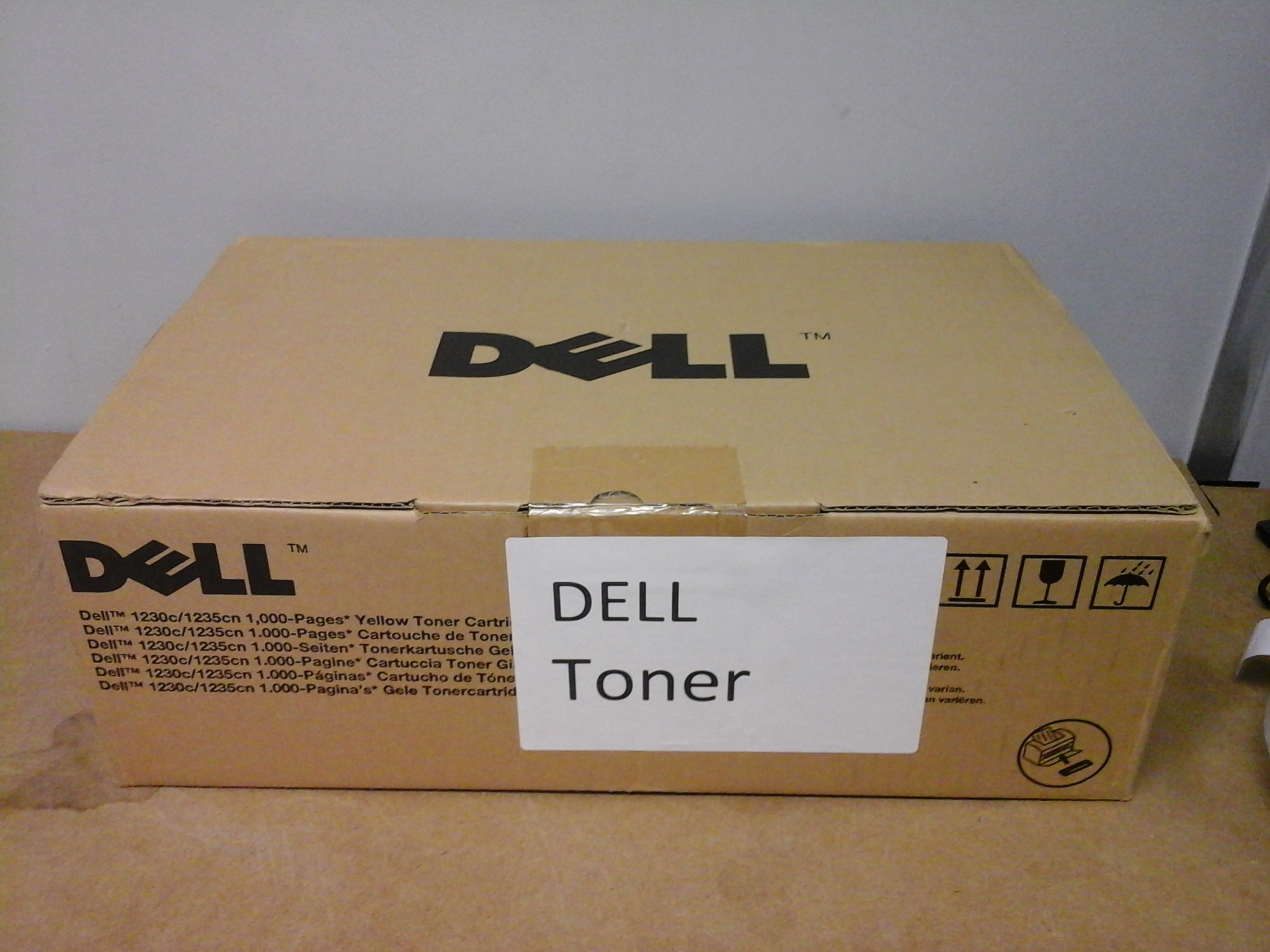 Genuine Dell 1230c/1235cn Yellow Toner Cartridge F479K A- Vat Inc - Picture 1 of 1